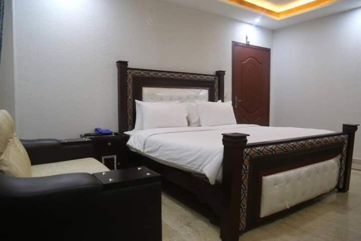 Pool & Park Resorts Lahore Exterior photo