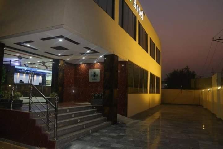 Pool & Park Resorts Lahore Exterior photo